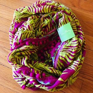 VERA BRADLEY Infinity Scarf